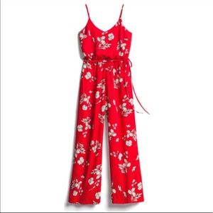 Skies are blue - red and floral romper size S